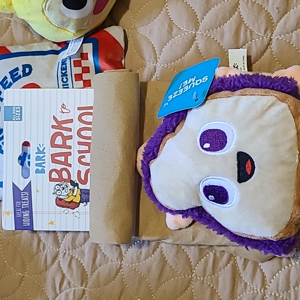 🐶 Lot of BARK Box Dog Toys - Picture 6 of 9